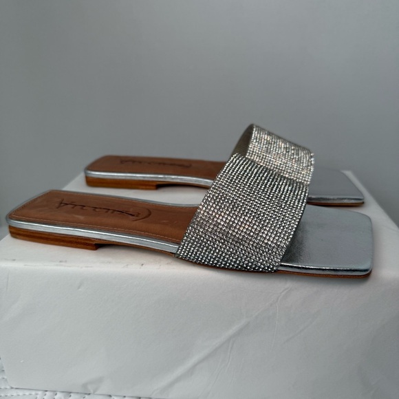 Vicenza Metallic Slide Sandals Size 37/8 - Picture 2 of 12